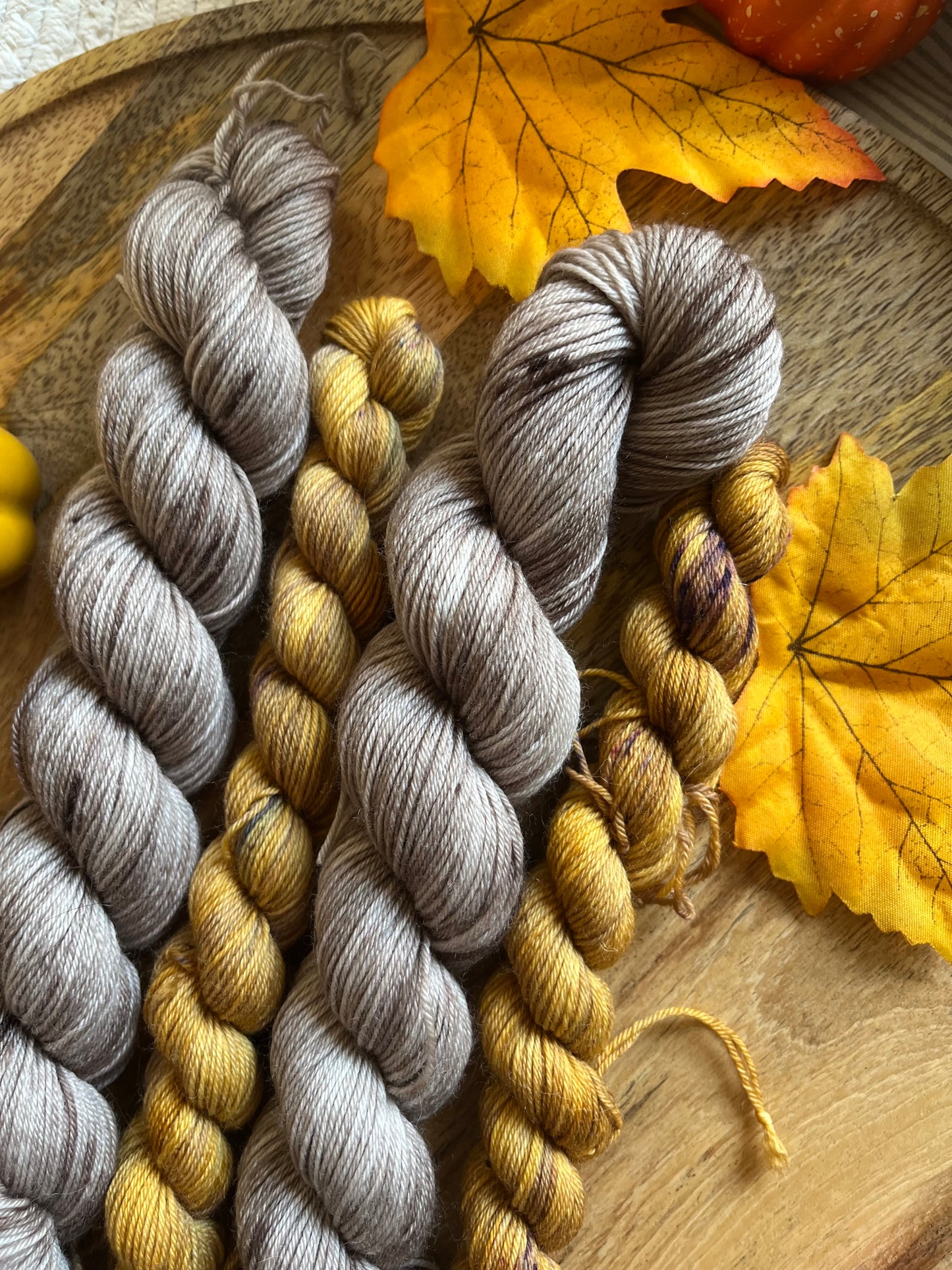 FEUILLES ET CONFIDENCES